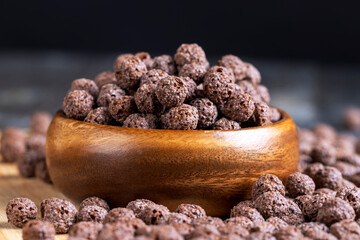 chocolate balls are used as a dry breakfast with the addition of milk or yogurt