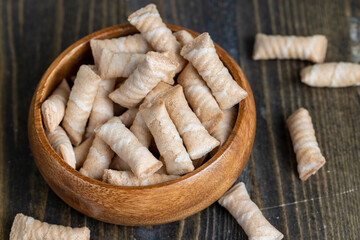 Waffle tubes with delicious filling