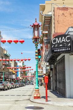 Panoramic  Perspective Of Skyscraper Downtown  Financial District Seen From Portsmouth Square In CHinatown Of San Francisco, USA