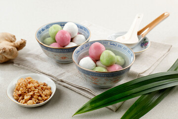 Ronde, Indonesian Traditional Warm Ginger Drink with Glutinous Rice Dumpling Balls.