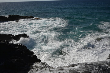 Visisting the coastline and contemplating its relaxing moments