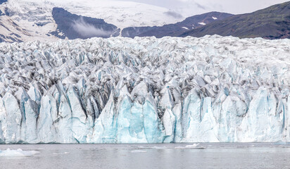vatnaj&ouml;kull glacier lagoon