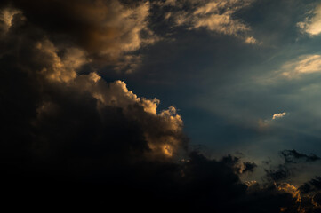 Obraz premium 夕方の美しい雲と空