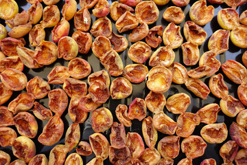 homemade apricot drying process, fruit drying process in summer, drying fruit in the sun,