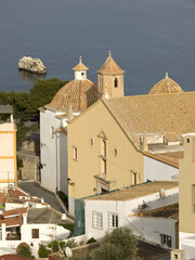 Iglesia de Sant Domènec (ss.XVI-XVIII), recinto amurallado de Dalt Vila(s.XVI).Eivissa.Ibiza.Islas...