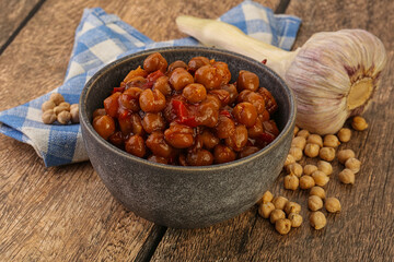 Baked chickpea with tomato sauce