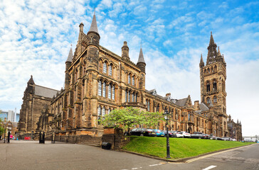 Fototapeta na wymiar University of Glasgow Main Building - Scotland