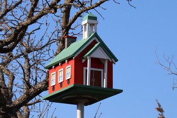 schoolhouse birdhouse