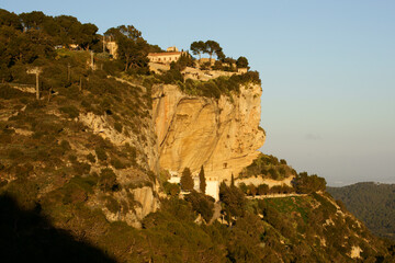 Santuario de Notra Senyora de Gràcia y ermita de Sant honorat. Macizo del Puig de Randa....