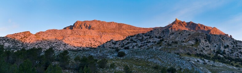 Fototapeta na wymiar Puig Major 1436 metros. Soller.Sierra de Tramuntana.Mallorca.Islas Baleares. España.