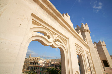 Iglesia del Sagrat Cor desde la terraza de la lonja.La Llotja , siglo XV.Palma.Mallorca.Islas Baleares. España.