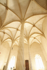 Columnas estriadas en espiral.La Llotja , siglo XV.Palma.Mallorca.Islas Baleares. Espa&ntilde;a.