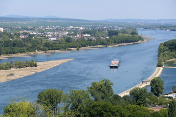 Fototapeta na wymiar Rhein bei Bingen
