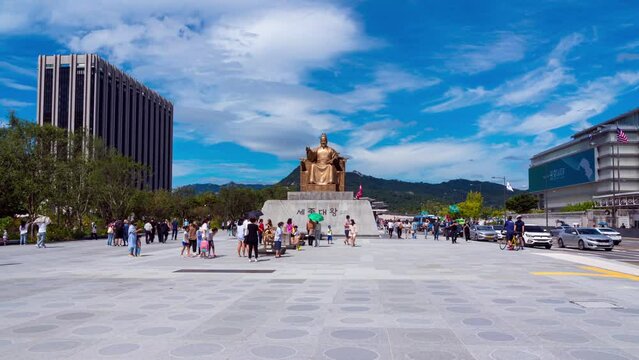 Hyper lapse 4K : Statue of King Sejong in Gwanghwamun plaza at Seoul, South Korea.4 September 2022.