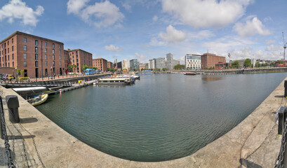 Fototapeta na wymiar Liverpool skyline from Alberts Docks