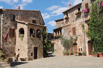 Fototapeta na wymiar Montemerano, the medieval town