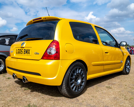Old Buckenham, Norfolk, UK &ndash; September 03 2022. Renault Clio Renaultsport 82 hot hatchback car on display at the annual free to enter summer car show