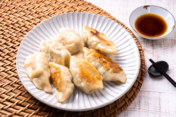 皮から手作り餃子