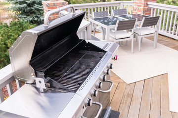 Outdoor gas grill