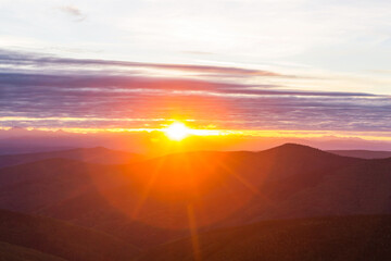 Obraz na płótnie Canvas Mountains on sunset