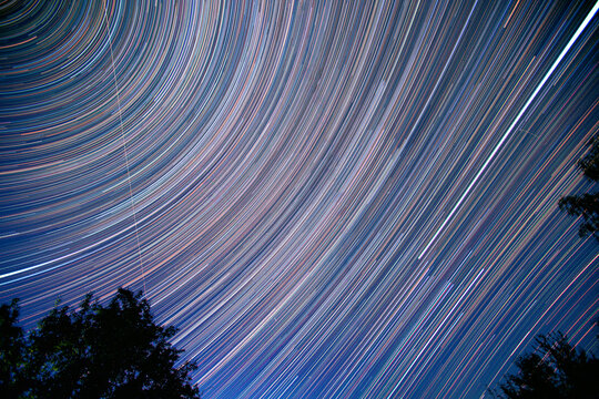 Star trail inside the city