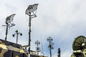 antennas and radar detection station of the anti-aircraft missile system - 528379383