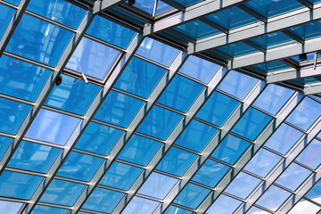 Transparent glass roofing with steel construction
