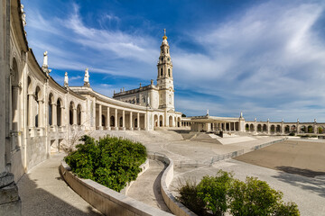 View of the colonnade and Basilica of Our Lady of Fatima Sanctuary  in Cova de Iria, Portugal - obrazy, fototapety, plakaty