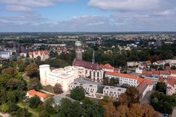 historischen Schlosskirche und Schlossturm, weiter Blick ins Umland und auf die Elbe, Lutherstadt...