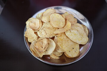 Homemade fried potato chips, 