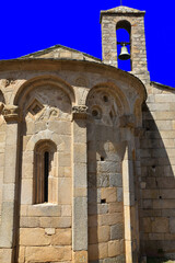Petite église romane à Lumio en Corse