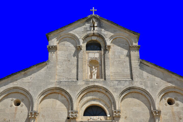 Façade de la cathédrale du Nebbio à Saint-Florent. Corse