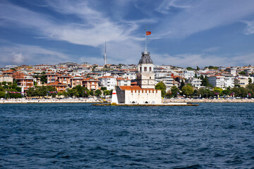 Obraz premium Maiden's Tower(Kız Kulesi), view of the famous Maiden's Tower in Istanbul.