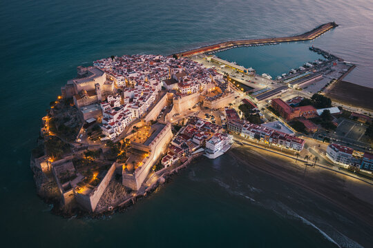 Hora 이미지 찾아보기 15,237 스톡 사진, 벡터 및 비디오 Adobe Stock