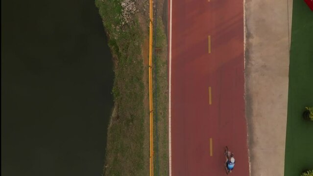 Ciclovia do rio pinheiros em S&atilde;o Paulo pela manh&atilde;