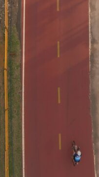 Ciclovia do rio pinheiros em S&atilde;o Paulo pela manh&atilde;