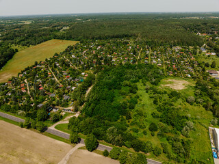 Fototapeta na wymiar Ogrody działkowe sfotografowane z drona