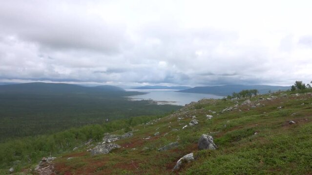 View of lake and mountains, northern sweden
Beautiful shot from Sweden, 2022
