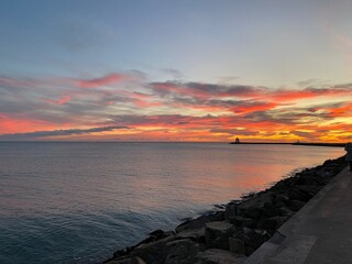 The sky is still full of beautiful colours