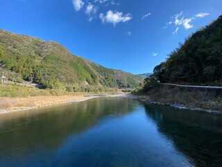 浅尾沈下橋付近の川