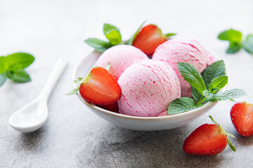 Homemade strawberry  ice cream with fresh strawberries