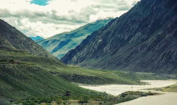 Mountain landscape, Shigatse Prefecture, Tibet, China
