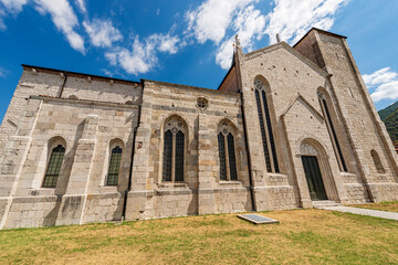 Medieval Cathedral of Venzone, Church of St. Andrew the Apostle, 1308. Destroyed by the 1976 earthquake and rebuilt between 1988 and 1995. Udine province, Friuli-Venezia Giulia, Italy, Europe.