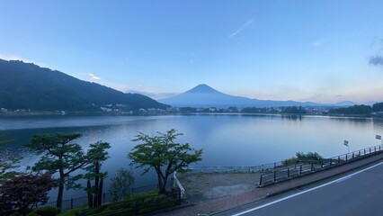 5:30am, the clear view of the Mt. Fuji, the world heritage of Japan.  Beautiful morning light at the lakeside of Kawaguchiko, Yamanashi prefecture.  Return to the hometown year 2022 August 27th