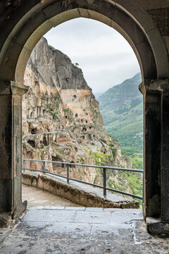 Vardzia Cavetown