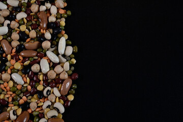 Varied pulses mixed in the studio table, with black negative space.