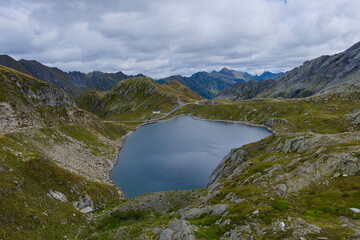 Fototapeta na wymiar Lago Scuro