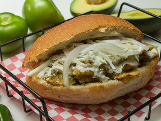 torta de chilaquiles