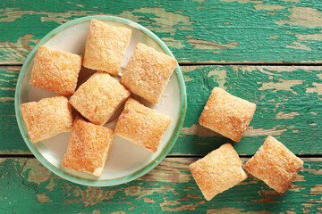 Puff pastry cookies with jam