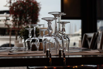 Glasses on the table with the cutlery. Restaurant.